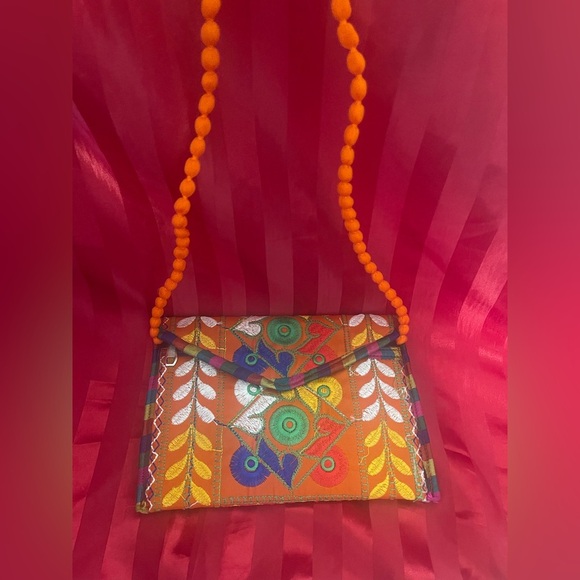 Colorful Embroidered Crossbody Envelope Clutch - Picture 2 of 6